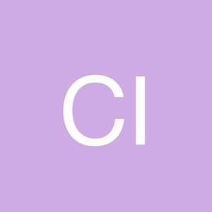 Meet your Posher, Claudia